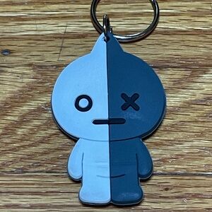 Two-Tone Gray & White BT21 Van Keychain
